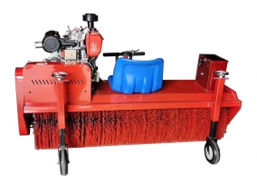 大型梳草機(jī)